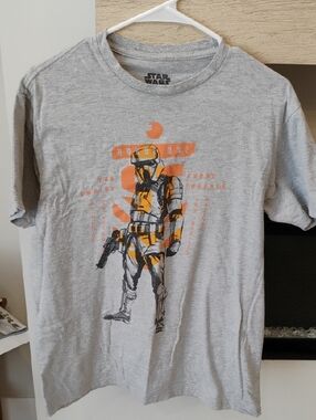 Star Wars Gray T-Shirt with Orange Accented Clone Trooper Men's Large